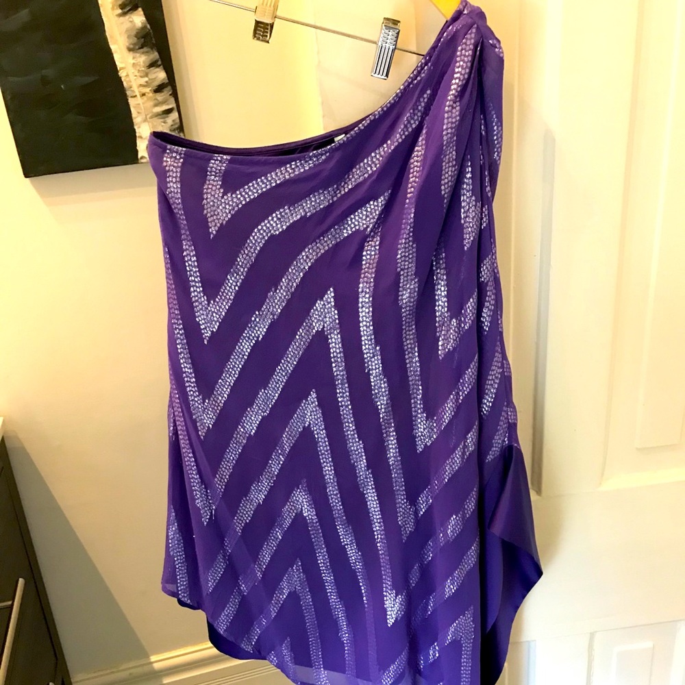 Guess one-shoulder caftan minidress